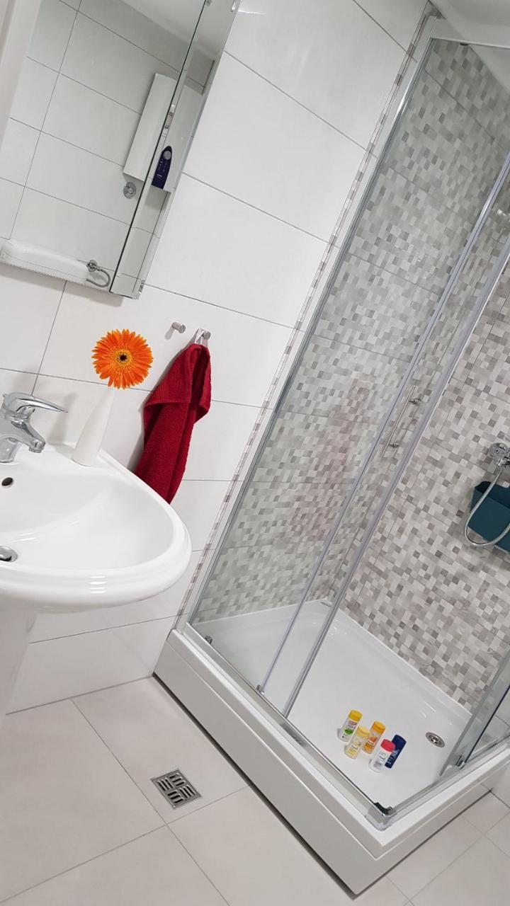 Apartamento Galeria Nura Mostar Exterior foto
