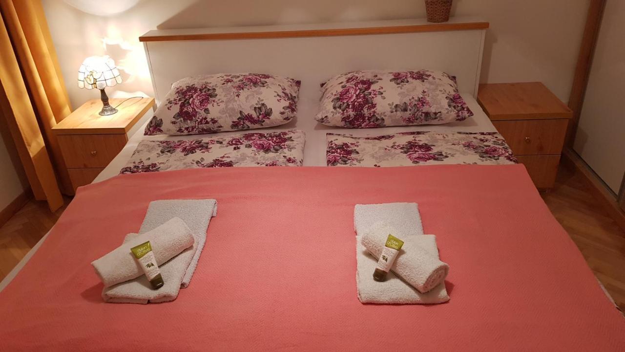 Apartamento Galeria Nura Mostar Exterior foto