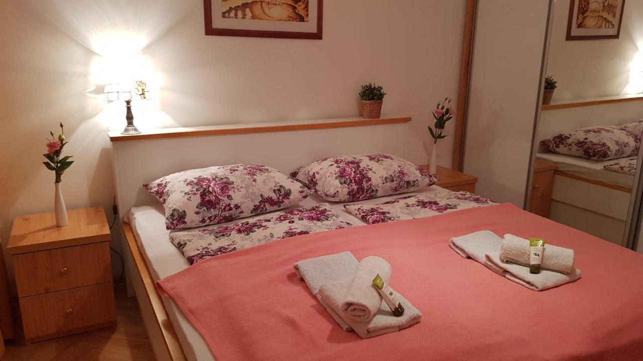 Apartamento Galeria Nura Mostar Exterior foto